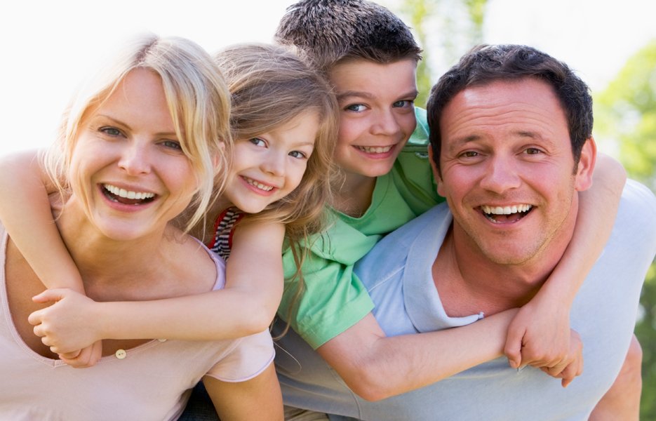 Get Out and Active as a Family during Family Fit Month | Knoxville, TN Walk-In Clinic